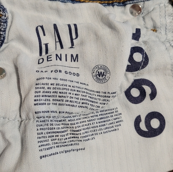 Gap rainbow stitch distressed denim shorts - Picture 9 of 13